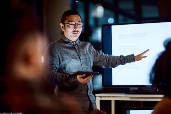 如何提升中考体育技巧？跳远、跑步等项目全攻略